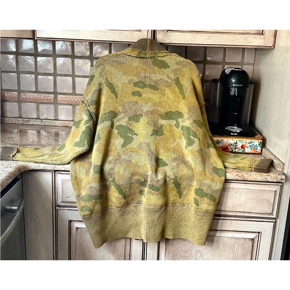 Free People Chamomile Camouflage Pattern Cardi Sweater Oversized Army Combo - Picture 6 of 7